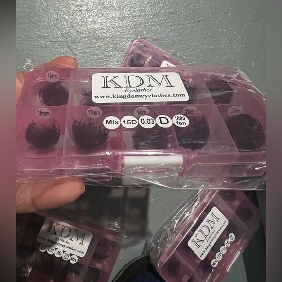 Kingdom eyelashes handmade eyelash lash fans - Picture 11 of 14